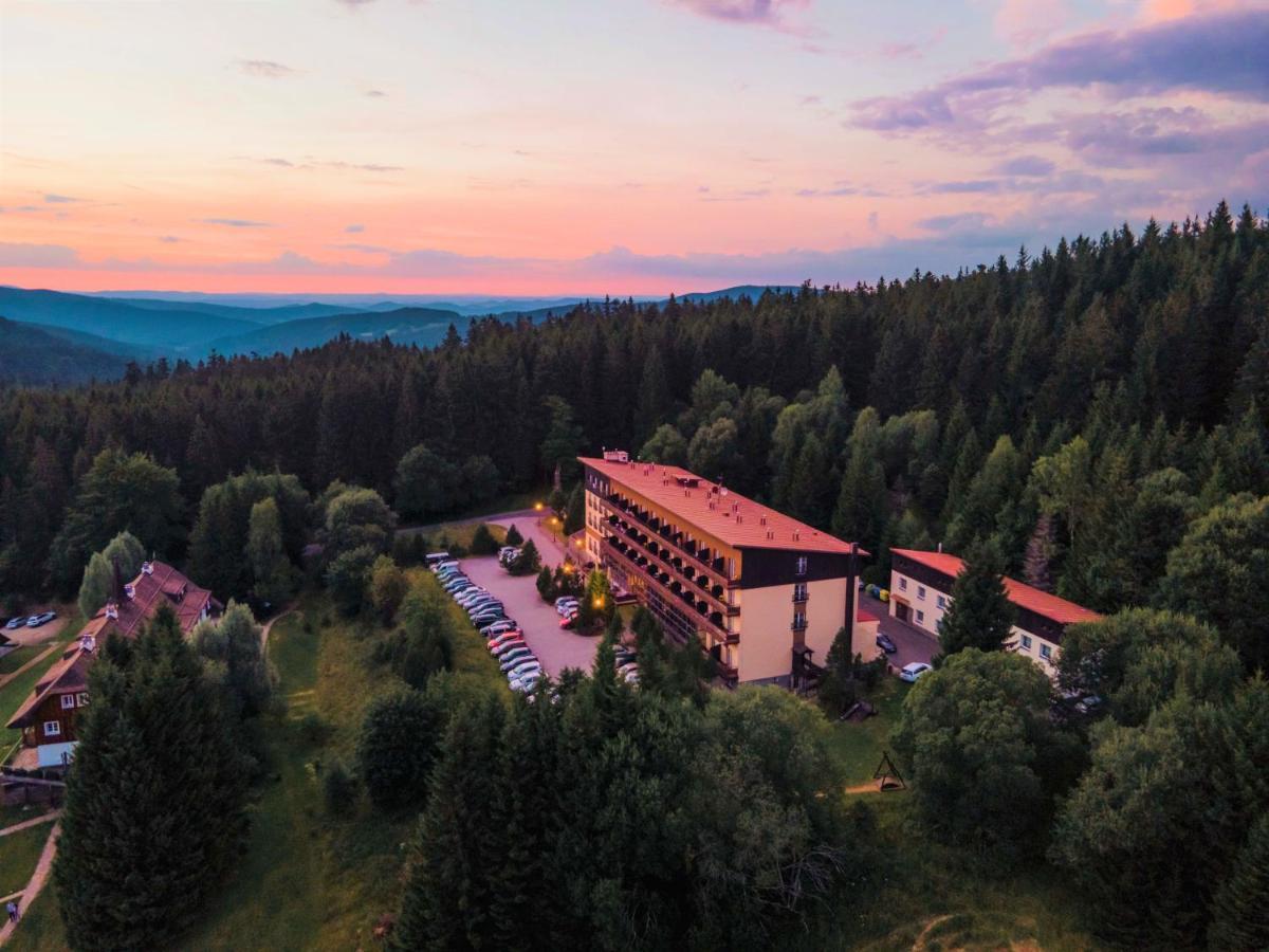 Orea Hotel Spicak Sumava Железна-Руда Экстерьер фото